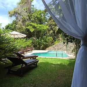 Encantos Do Mar Inn